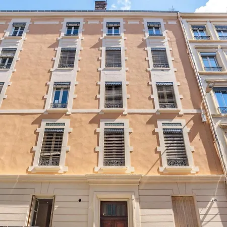 Lumignons Lyonnais - Vaise Apartment